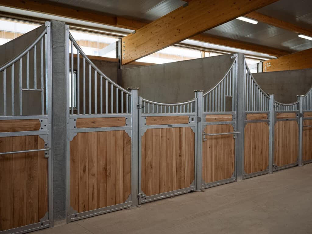 LES ÉCURIES DU LIERRE